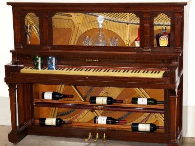piano wijn kabinet